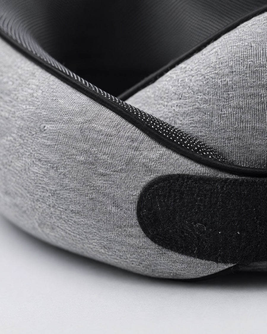 Close-up of the crossover where the two ends overlap and fasten